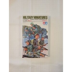 Tamiya 1/35 German Panzer Grenadiers Set Military Miniatures 35061 Model Kit